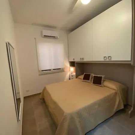 Casa Vacanza Giardini Naxos Taormina Miranaxos Exterior photo