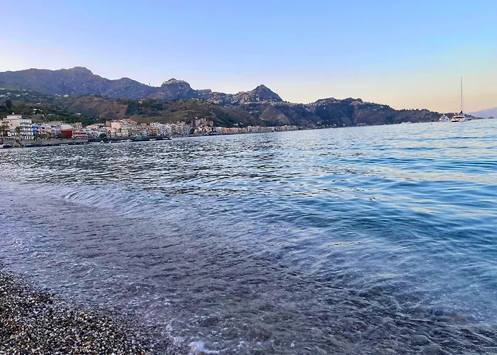 Casa Vacanza Giardini Naxos Taormina Miranaxos