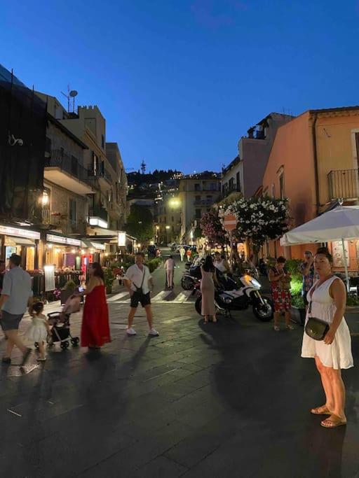 Casa Taormina Miranaxos Hébergement de vacances Giardini-Naxos